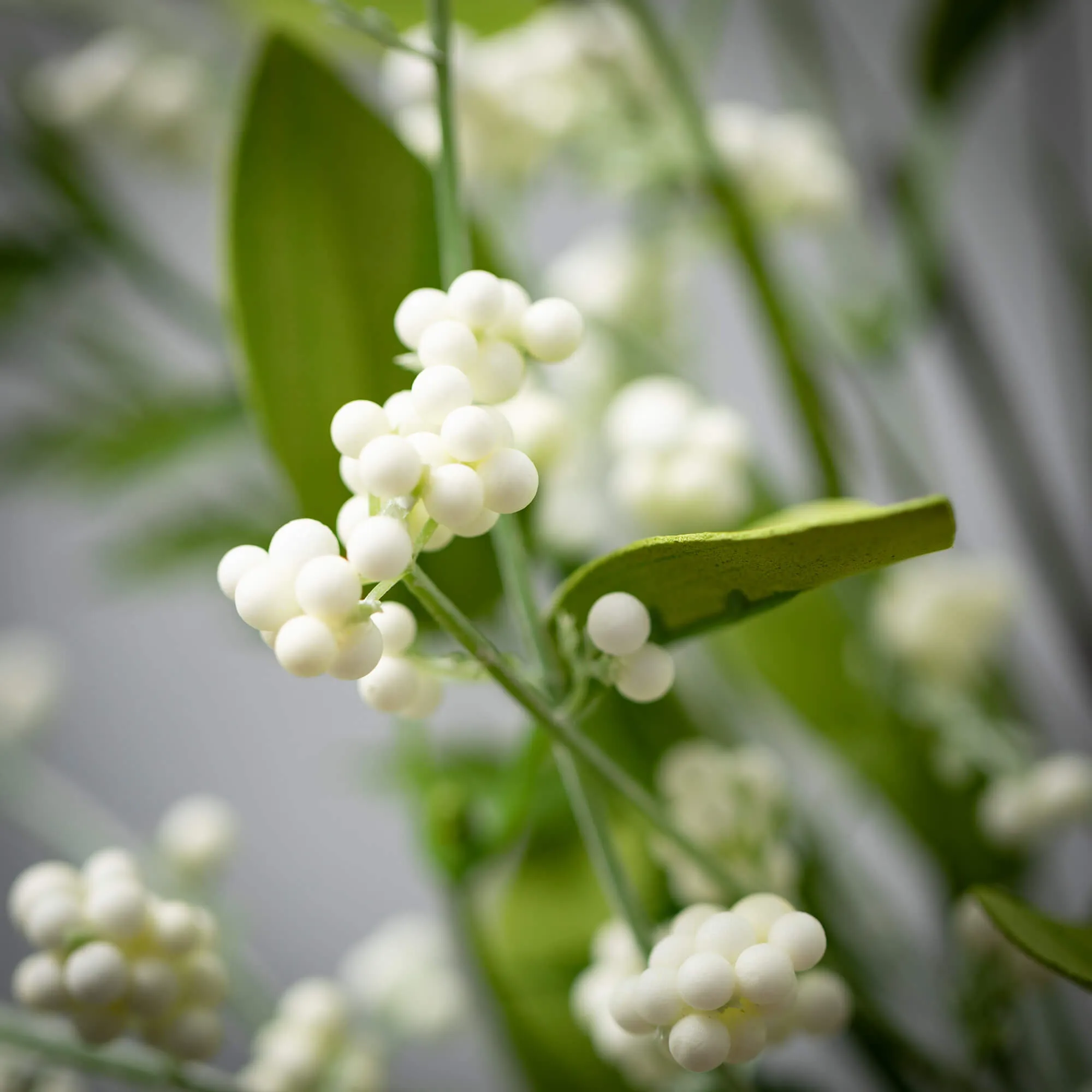 22.25"H Sullivans Lush Leaf Berry Bush, Green