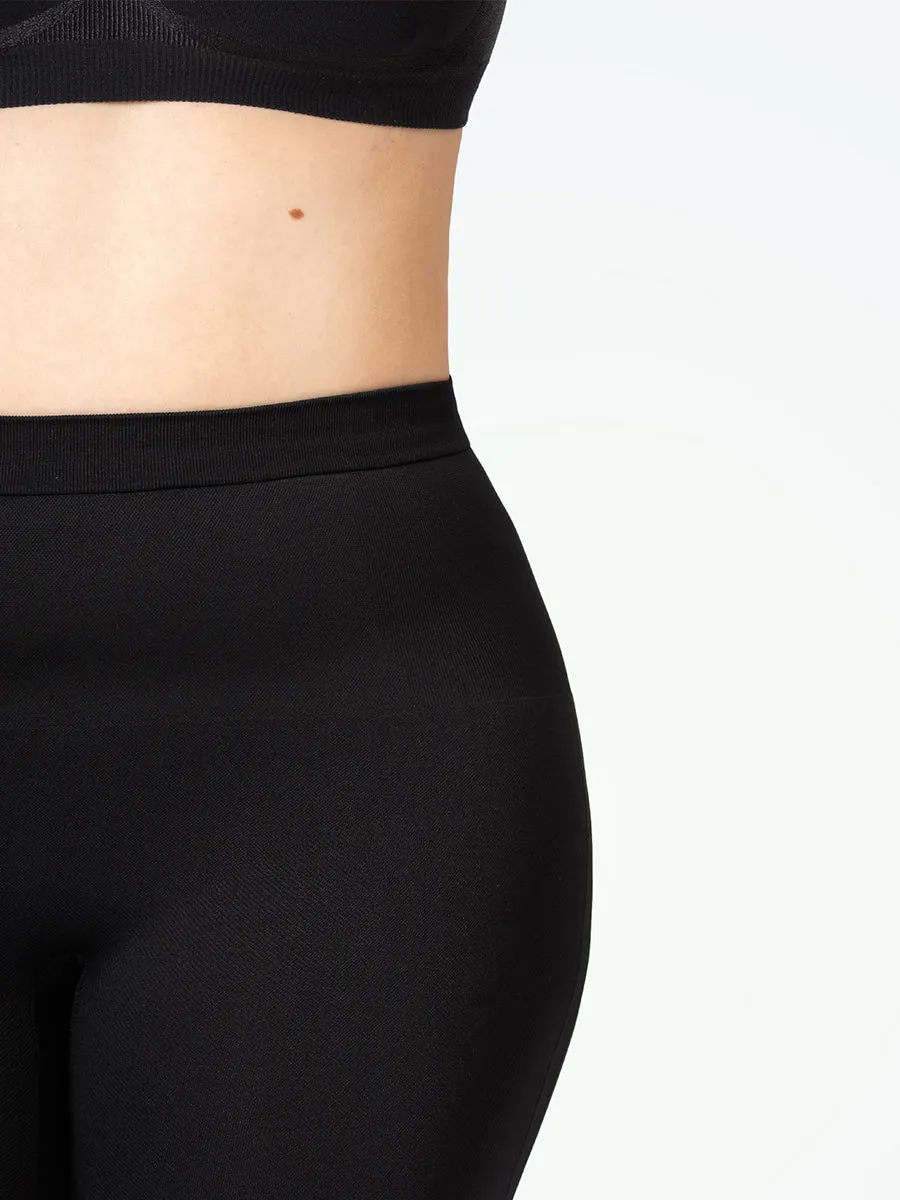 Bundle Truekind® & Shapermint Essentials  - 1 Seamless Racerback Sports Bra   1 Capri