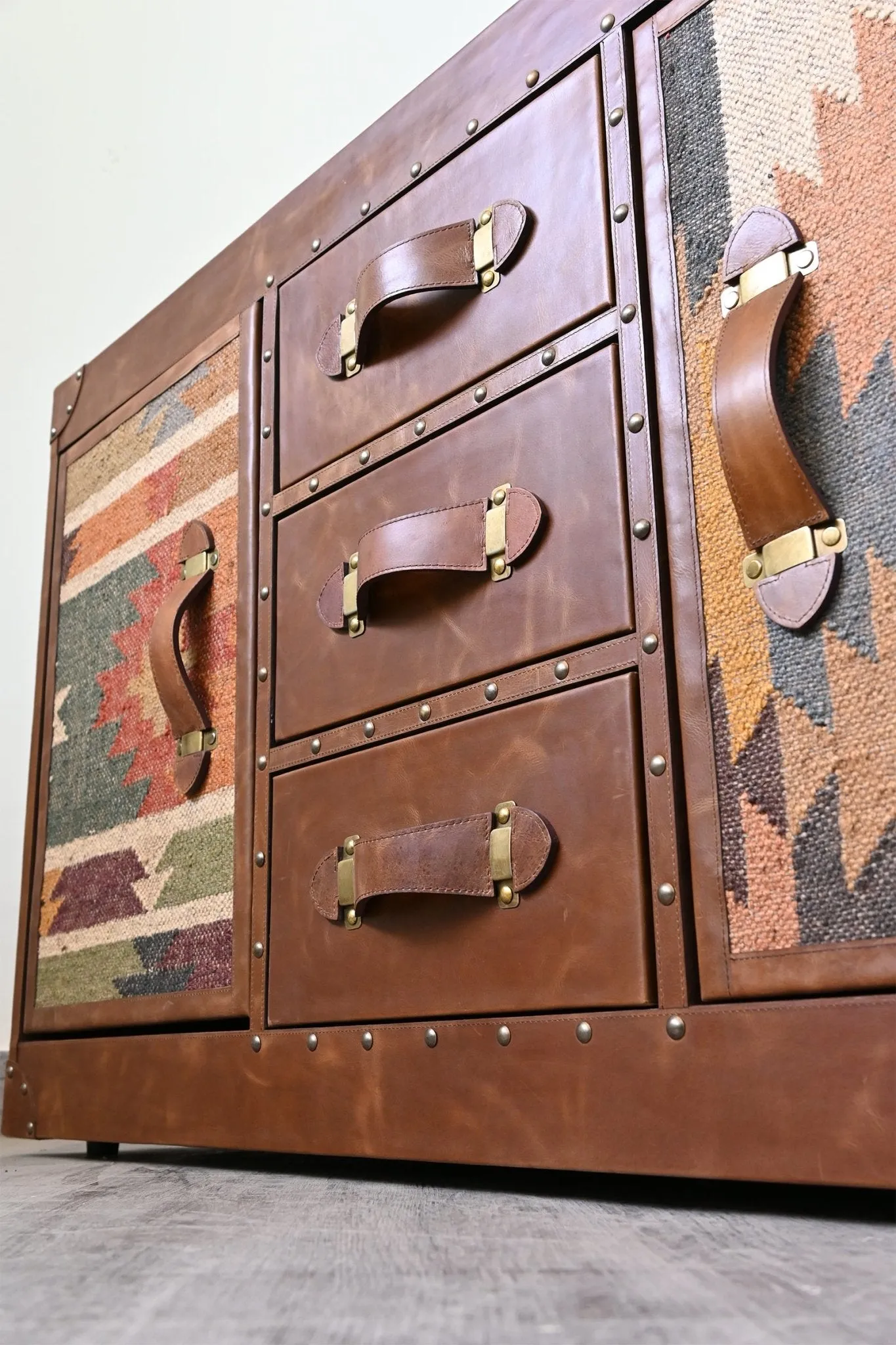 CHARLEY CHEST OF DRAWERS - KILIM AND LEATHER