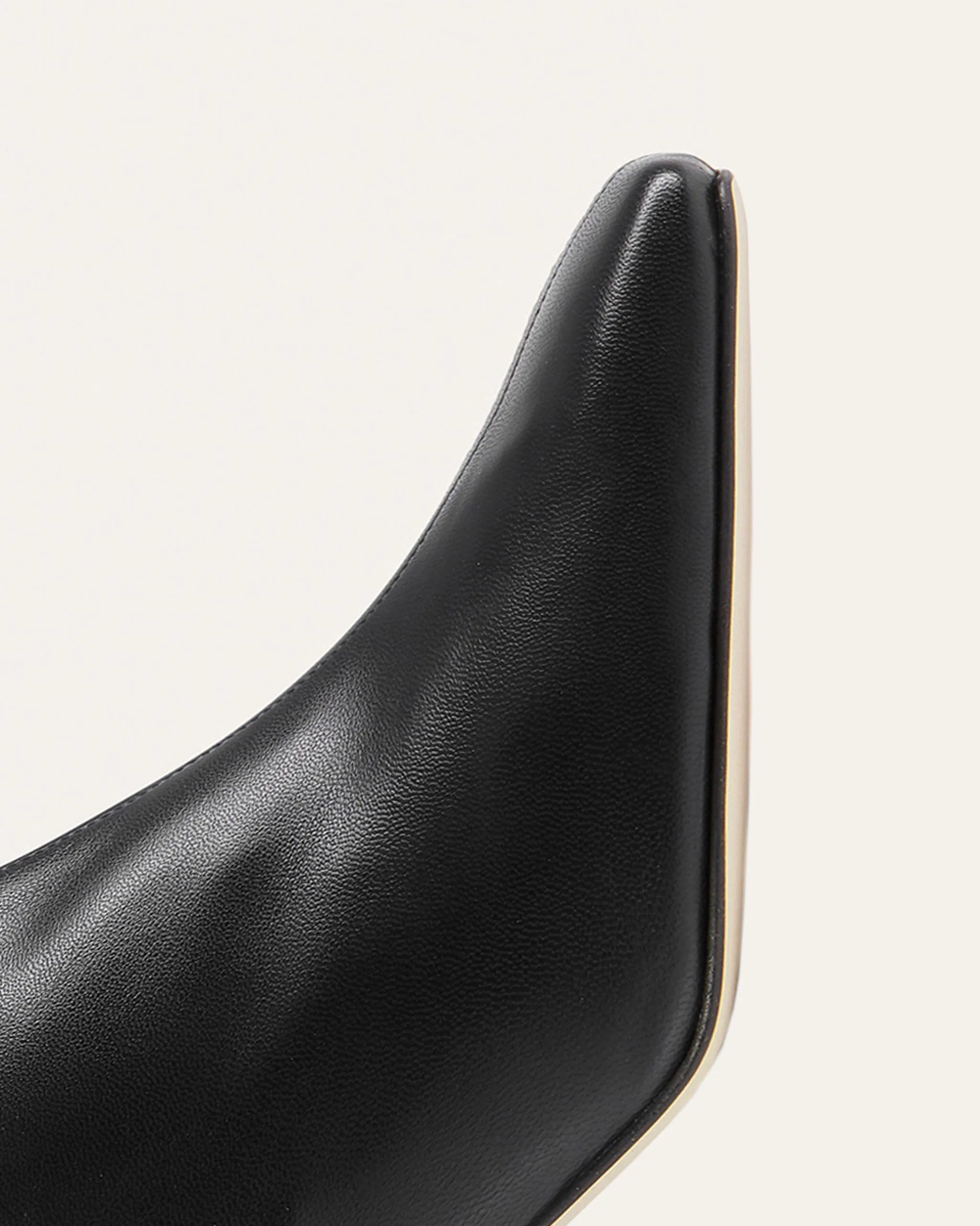 Cube Boot, Black