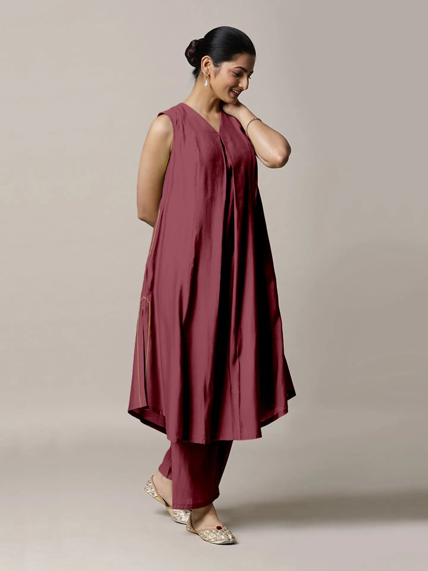 Mirha x Rozaana | A Line Kurta in Rose Pink with Thread Work | Coords or Only Kurta