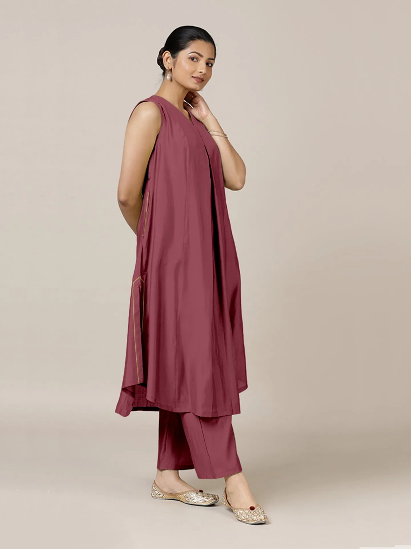 Mirha x Rozaana | A Line Kurta in Rose Pink with Thread Work | Coords or Only Kurta