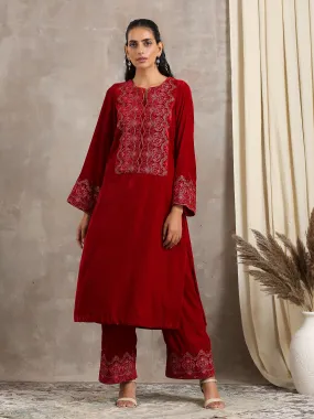 Red Velvet Embroidered Slit Kurta Red Velvet Embroidered Slit Kurta