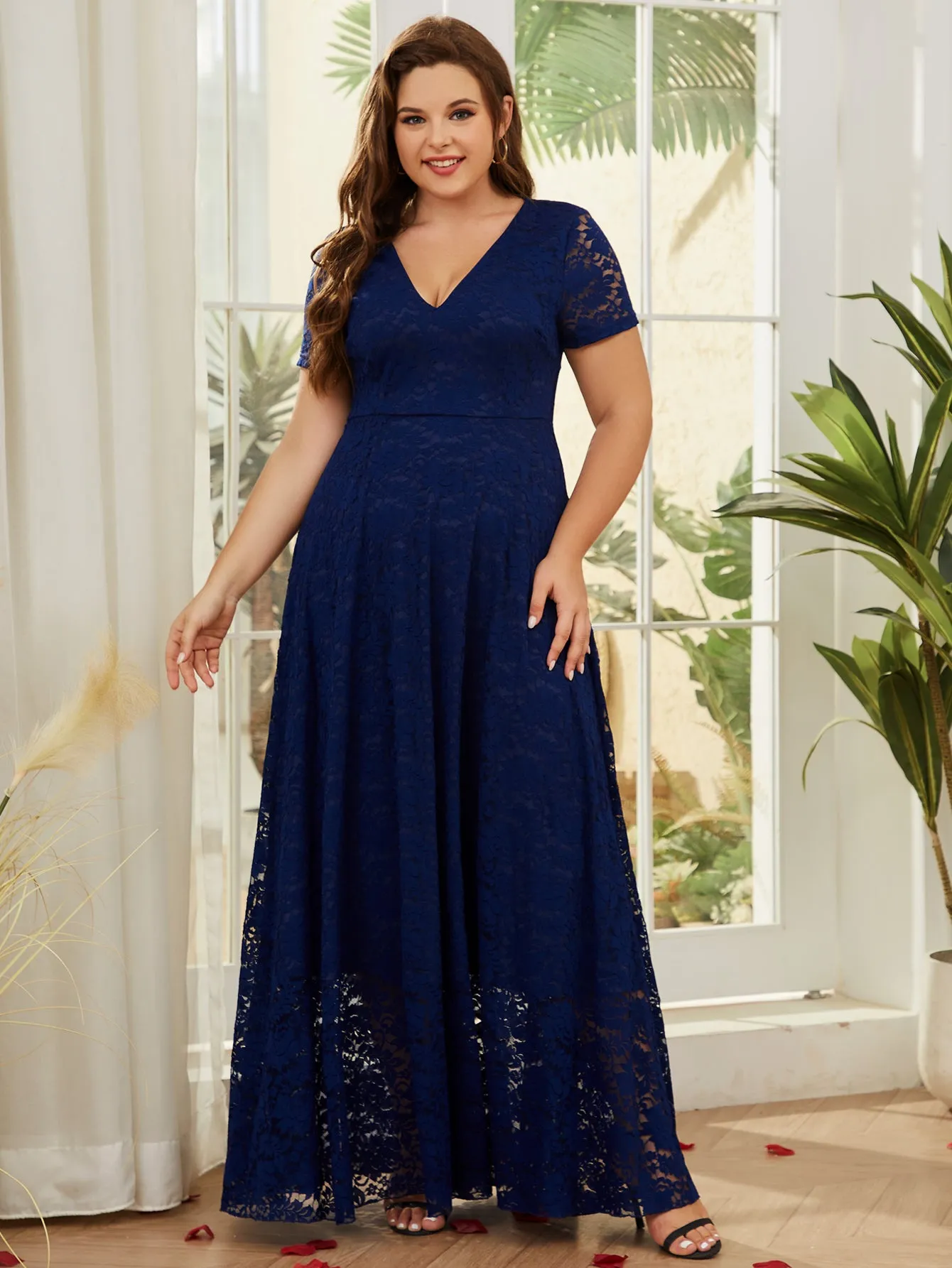 Women Plus Size Floral Lace V-neck Short Sleeve Long Maxi Dresses